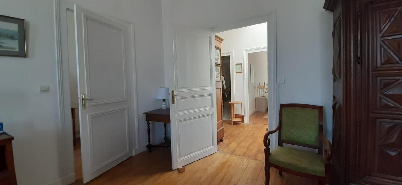 La Maison Du Port Mortagne-sur-Gironde Eksteriør billede